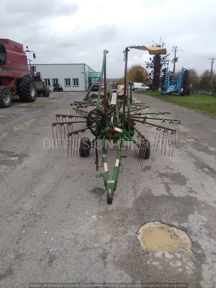 STOLL ANDAINEUR R 1400 S - Faneuse: photos 4 STOLL ANDAINEUR R 1400 S - Faneuse: photos 4