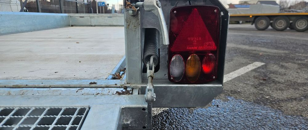 TEMARED HENRA BUILDER 4017 - Remorque porte engin: photos 5 TEMARED HENRA BUILDER 4017 - Remorque porte engin: photos 5