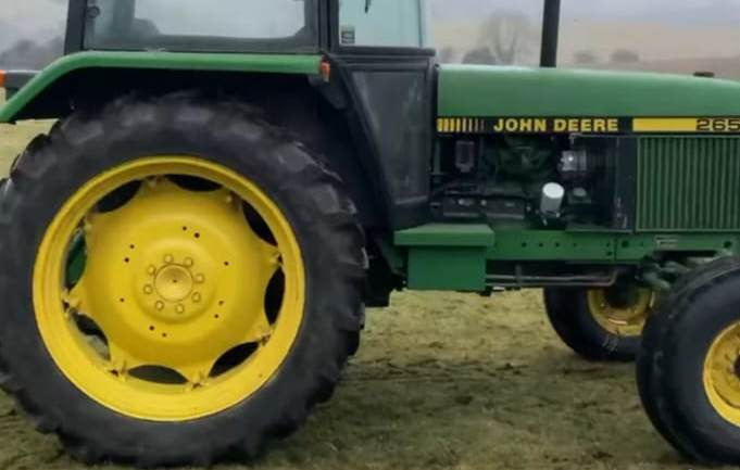1988 John Deere 2650 2wd tractor - Tracteur agricole: photos 2 1988 John Deere 2650 2wd tractor - Tracteur agricole: photos 2