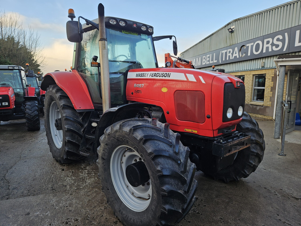 2007 MF 6497 Tier 2 engine, 50K - Tracteur agricole: photos 1 2007 MF 6497 Tier 2 engine, 50K - Tracteur agricole: photos 1