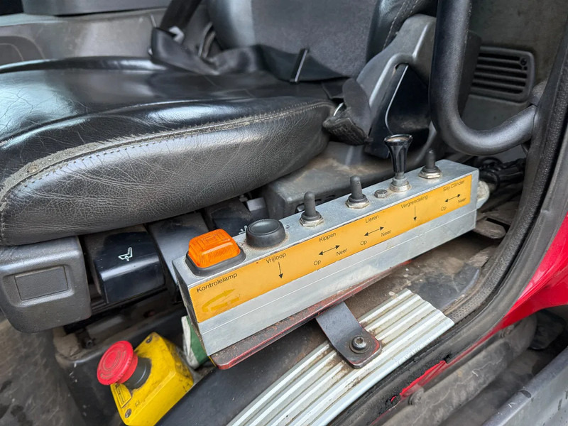 Camion grue Scania P270 Kabelsysteem HMF Kraan Low KM NL TRUCK 6X2: photos 13