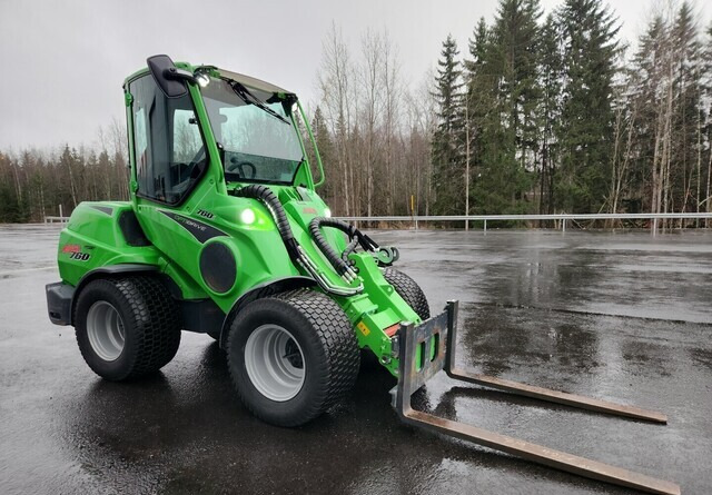 Valet de ferme Avant760i: photos 7