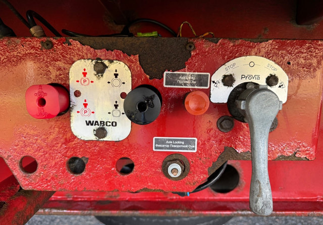 Semi-remorque plateau GT-Trailer 3-akselinen paripyörä B-linkki: photos 10 Semi-remorque plateau GT-Trailer 3-akselinen paripyörä B-linkki: photos 10