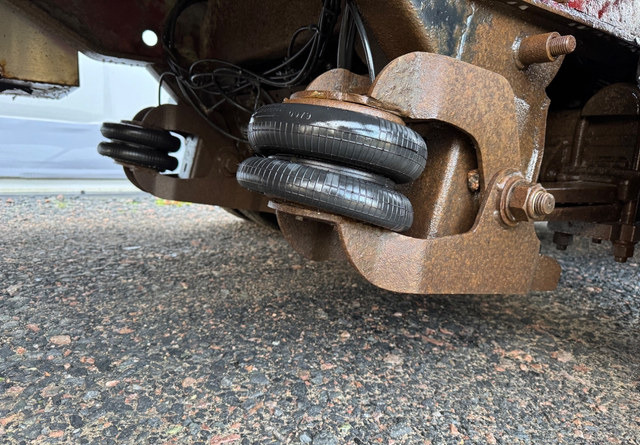 Semi-remorque plateau GT-Trailer 3-akselinen paripyörä B-linkki: photos 11 Semi-remorque plateau GT-Trailer 3-akselinen paripyörä B-linkki: photos 11