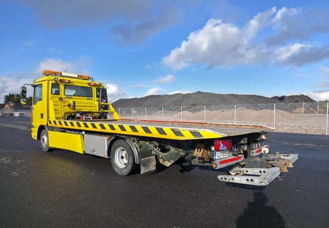 MANTGL 8.180 4x2 Wilhelm Wellmeyer - Remorqueuse: photos 3 MANTGL 8.180 4x2 Wilhelm Wellmeyer - Remorqueuse: photos 3