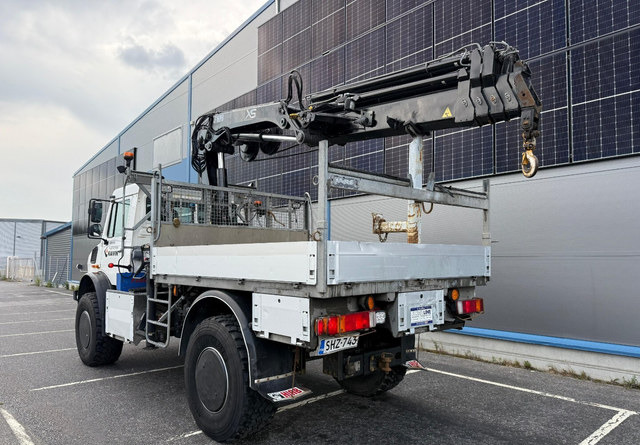 Mercedes-BenzUnimog U5000 + Hiab 099 E-4 - Camion plateau, Camion grue: photos 3 Mercedes-BenzUnimog U5000 + Hiab 099 E-4 - Camion plateau, Camion grue: photos 3