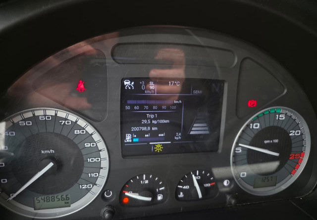 Tracteur routier IvecoS-Way 460 4x2 LNG / LBG: photos 18 Tracteur routier IvecoS-Way 460 4x2 LNG / LBG: photos 18