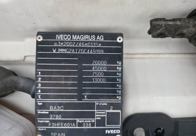 Tracteur routier IvecoS-Way 460 4x2 LNG / LBG: photos 14 Tracteur routier IvecoS-Way 460 4x2 LNG / LBG: photos 14