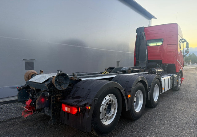 VolvoFH16 750 8X4 - Camion ampliroll: photos 5 VolvoFH16 750 8X4 - Camion ampliroll: photos 5