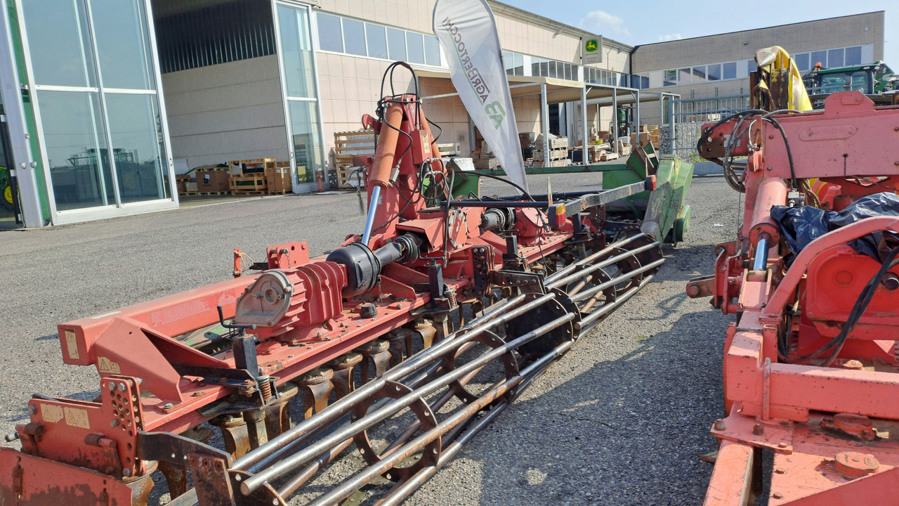 ERPICE ROTANTE RULLO GABBIA FERABOLI DUPLO T600 - Herse rotative: photos 3 ERPICE ROTANTE RULLO GABBIA FERABOLI DUPLO T600 - Herse rotative: photos 3