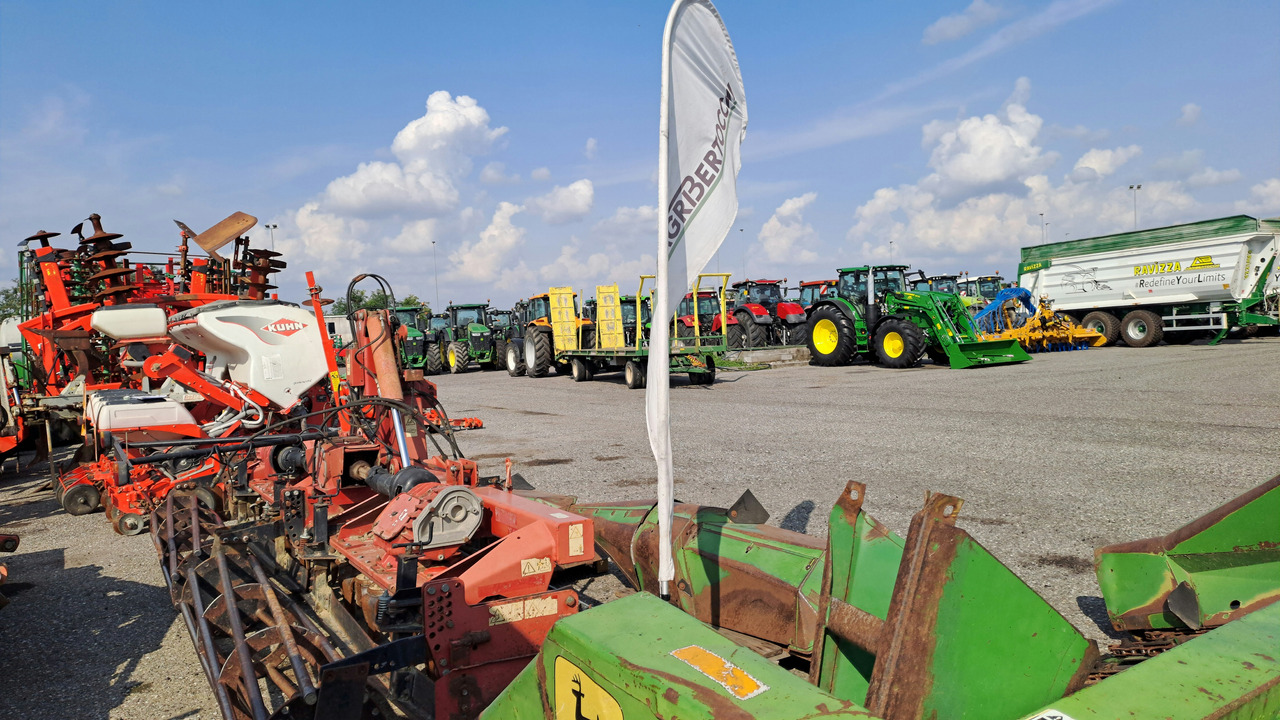 ERPICE ROTANTE RULLO GABBIA FERABOLI DUPLO T600 - Herse rotative: photos 4 ERPICE ROTANTE RULLO GABBIA FERABOLI DUPLO T600 - Herse rotative: photos 4