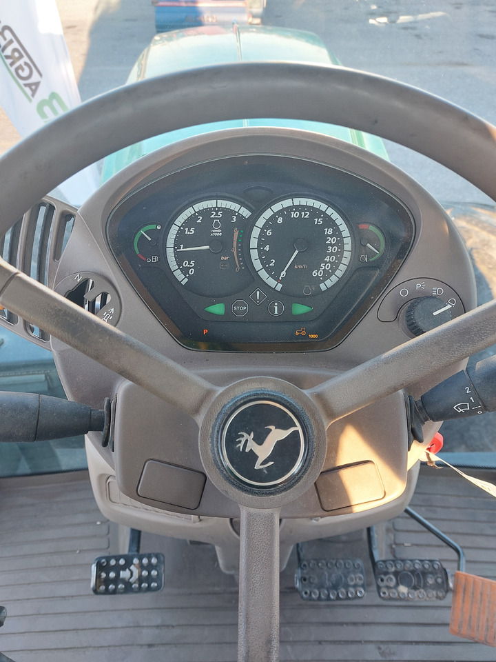 Tracteur agricole JOHN DEEREE 6210R: photos 18