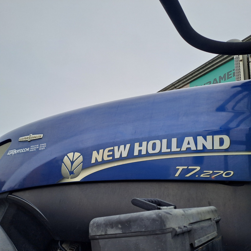NEW HOLLAND T7.270 BLUEPOWER - ASTA AGRIBERTOCCHI - Tracteur agricole: photos 5 NEW HOLLAND T7.270 BLUEPOWER - ASTA AGRIBERTOCCHI - Tracteur agricole: photos 5