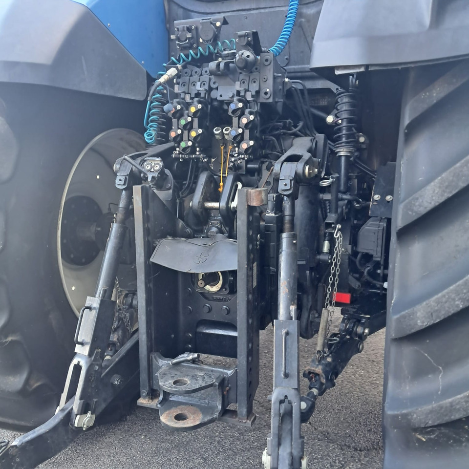 NEW HOLLAND T7 HD - Tracteur agricole: photos 5 NEW HOLLAND T7 HD - Tracteur agricole: photos 5