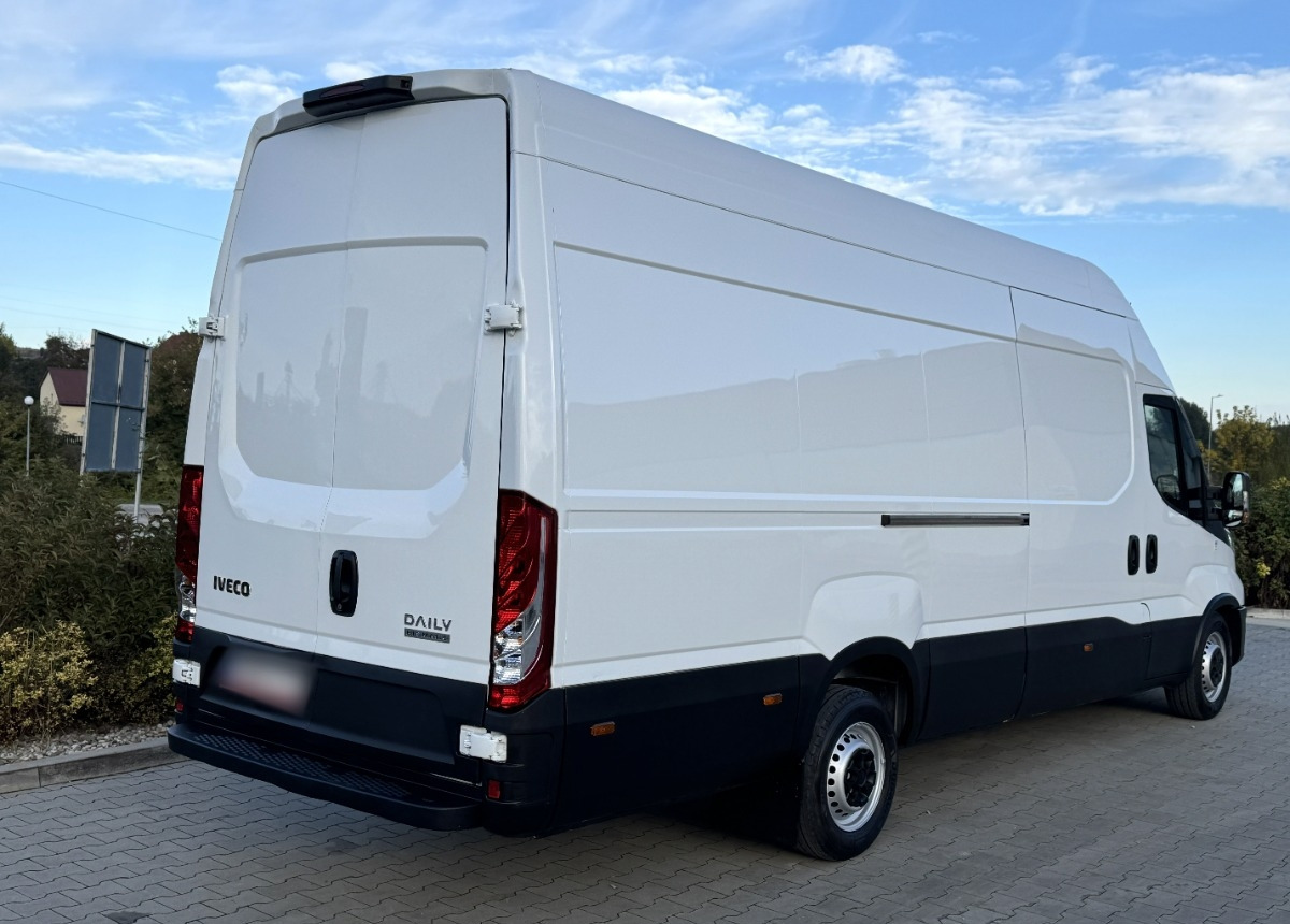 Iveco Daily L4H3 3.0 180KM Hi-matic LED KAMERA Bezwypadkowy Salon PL FV23 - Fourgon utilitaire: photos 4 Iveco Daily L4H3 3.0 180KM Hi-matic LED KAMERA Bezwypadkowy Salon PL FV23 - Fourgon utilitaire: photos 4