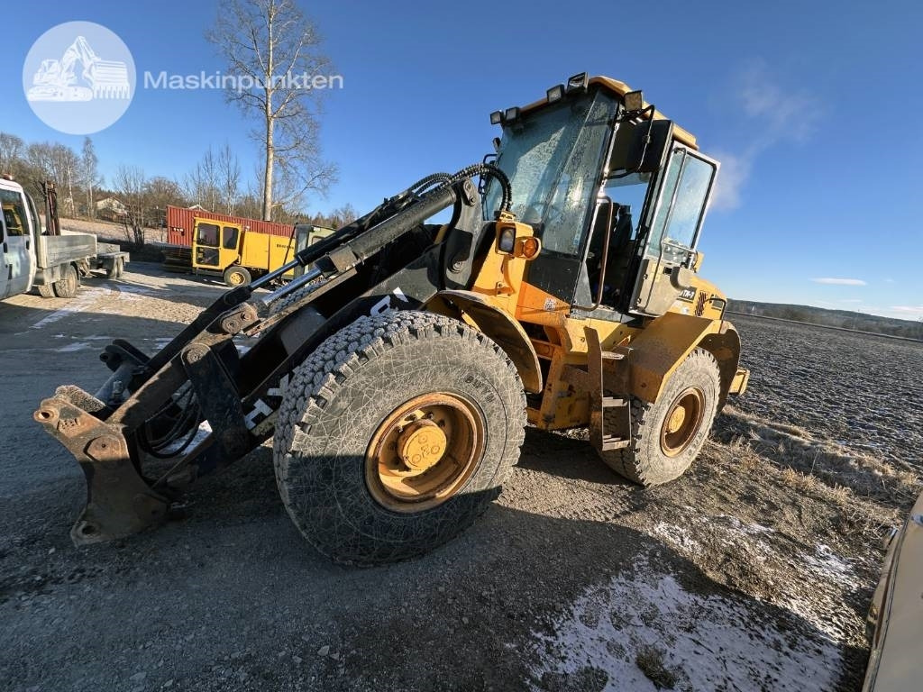 Hyundai HL 730 TM-7 - Chargeuse sur pneus: photos 3 Hyundai HL 730 TM-7 - Chargeuse sur pneus: photos 3