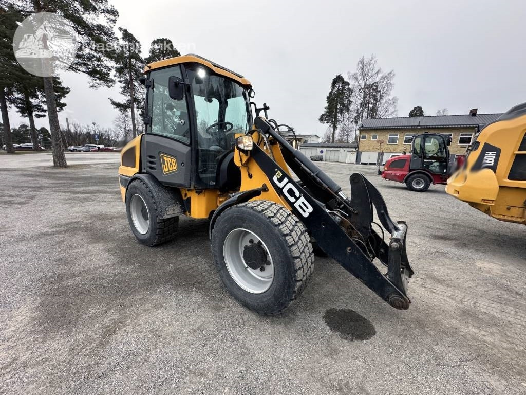 JCB 406 - Chargeuse sur pneus: photos 4 JCB 406 - Chargeuse sur pneus: photos 4