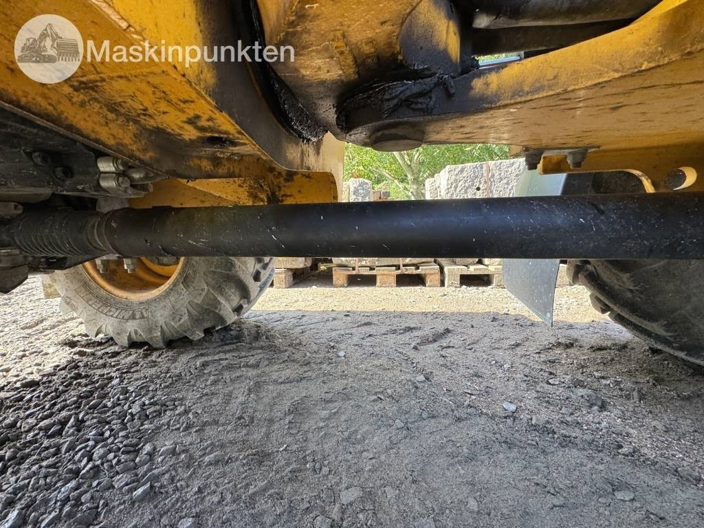 Chargeuse sur pneus JCB 409: photos 28