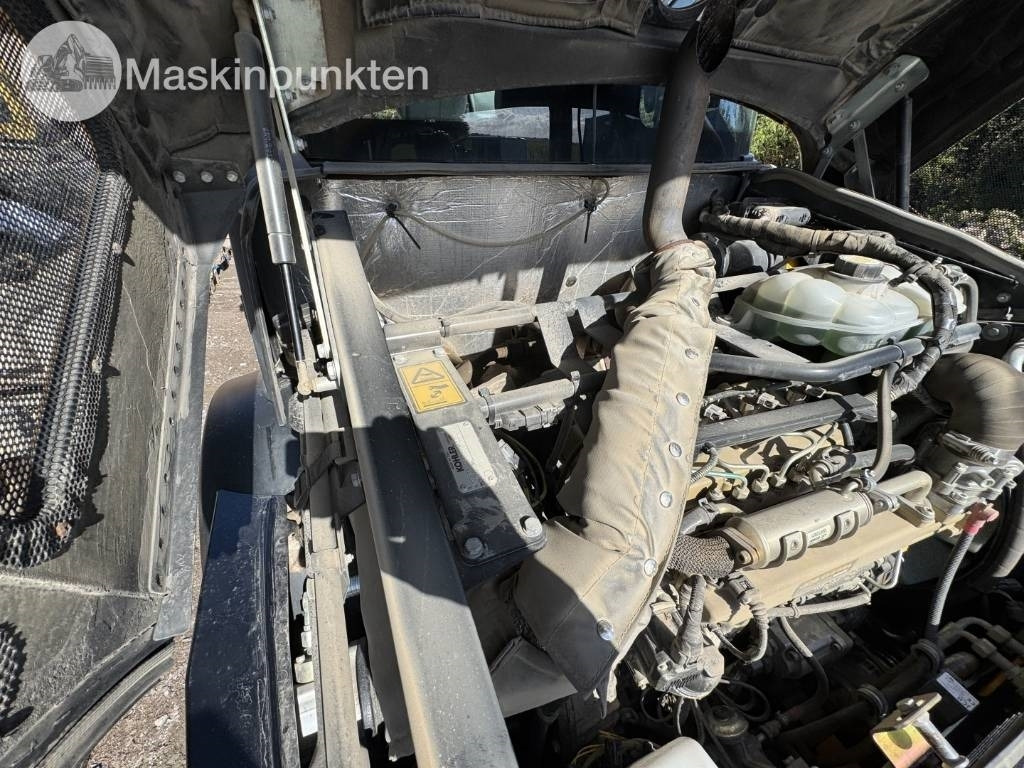 Chargeuse sur pneus JCB 409: photos 8