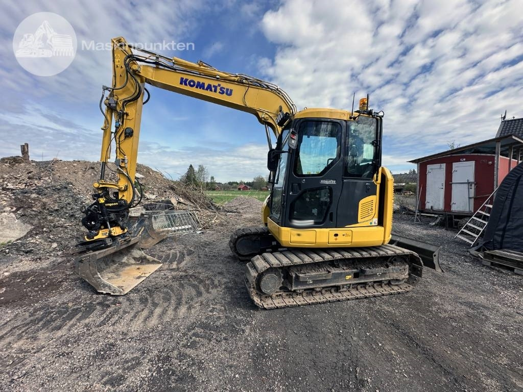 Komatsu PC 78 US-11 E0 - Mini pelle: photos 1 Komatsu PC 78 US-11 E0 - Mini pelle: photos 1