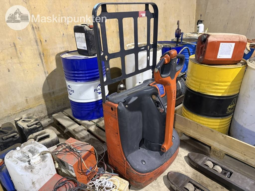 Linde T 16 - Chariot élévateur électrique: photos 1 Linde T 16 - Chariot élévateur électrique: photos 1