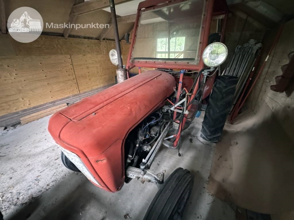 Massey Ferguson 35 - Tracteur agricole: photos 5 Massey Ferguson 35 - Tracteur agricole: photos 5