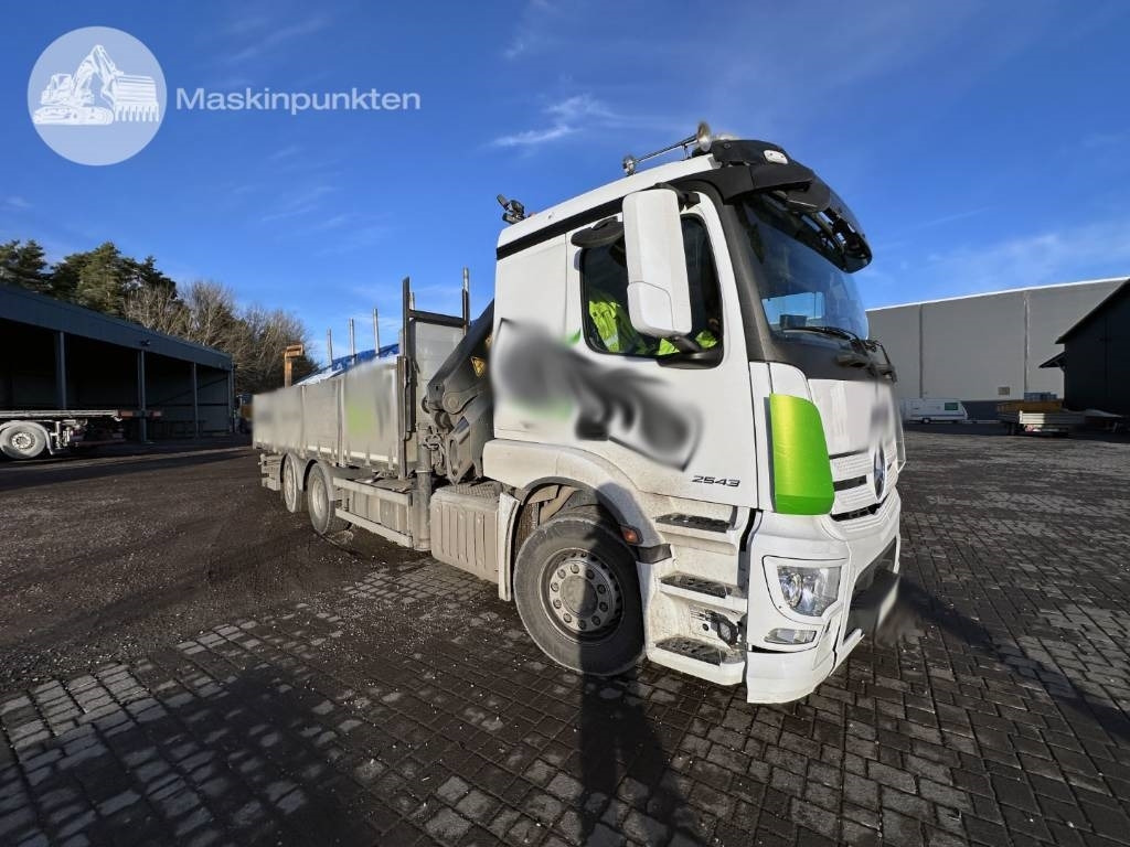 Mercedes-Benz 2543 - Camion grue: photos 1 Mercedes-Benz 2543 - Camion grue: photos 1