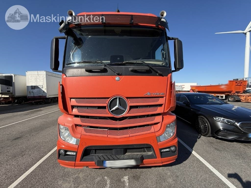 Mercedes-Benz Actros 2551 - Camion frigorifique: photos 2 Mercedes-Benz Actros 2551 - Camion frigorifique: photos 2