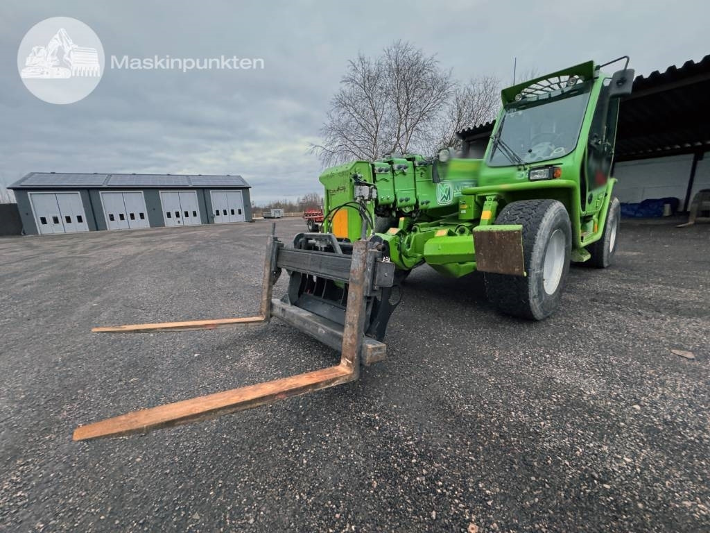 Merlo 40.17 - Chargeuse sur pneus télescopique: photos 3 Merlo 40.17 - Chargeuse sur pneus télescopique: photos 3