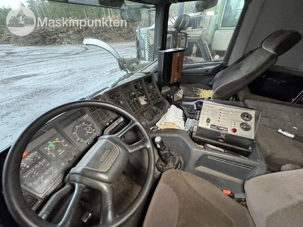 Scania P 124 G med Timberman  en leasing occasion Scania P 124 G med Timberman: photos 42