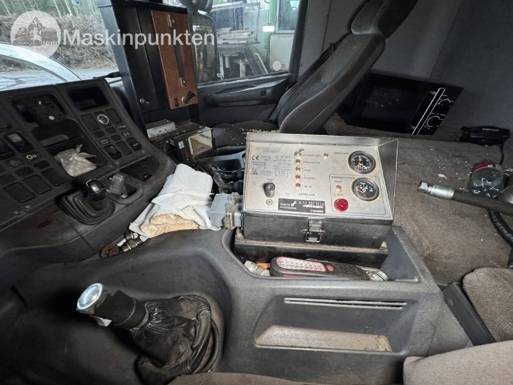 Scania P 124 G med Timberman  en leasing occasion Scania P 124 G med Timberman: photos 48