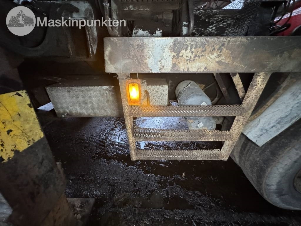 Scania P 124 G med Timberman  en leasing occasion Scania P 124 G med Timberman: photos 13