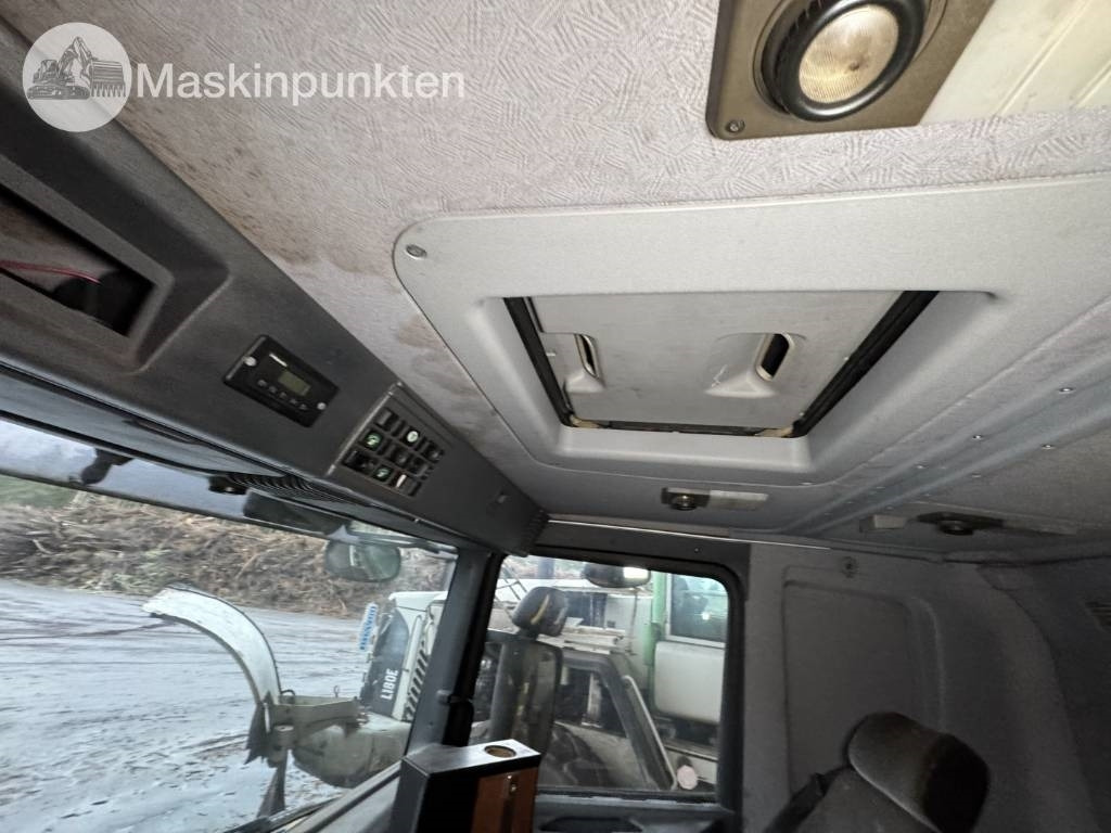 Scania P 124 G med Timberman  en leasing occasion Scania P 124 G med Timberman: photos 46