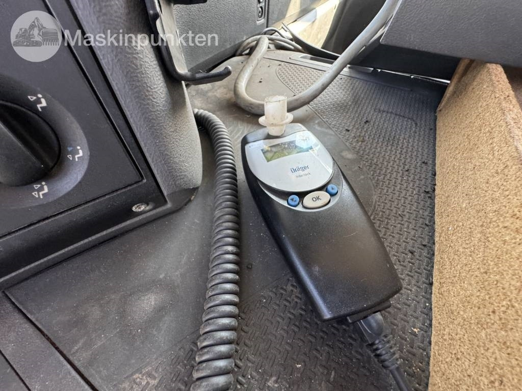 Benne à ordures ménagères Scania P 420 GB: photos 44