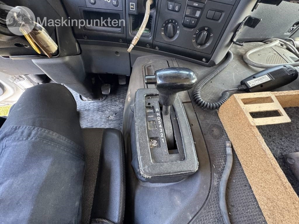 Benne à ordures ménagères Scania P 420 GB: photos 39