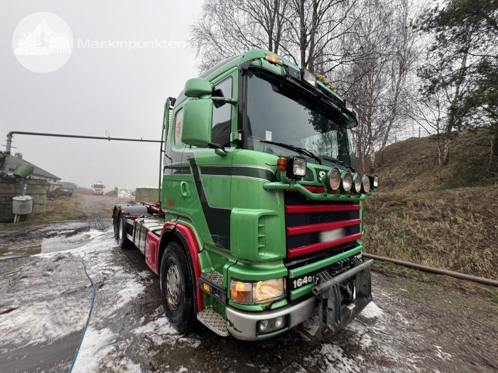 Scania R 164-580 - Camion ampliroll: photos 2 Scania R 164-580 - Camion ampliroll: photos 2