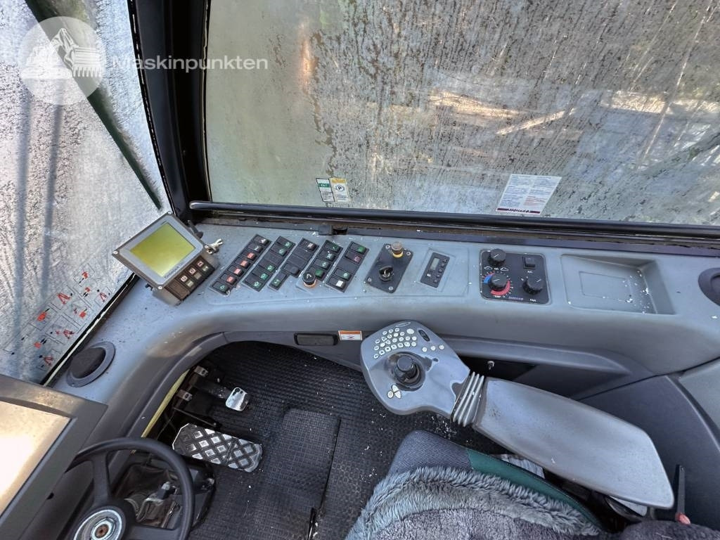 Abatteuse Timberjack 870 B: photos 21