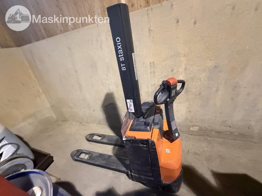 Toyota BT SWE 160 L - Chariot élévateur électrique: photos 3 Toyota BT SWE 160 L - Chariot élévateur électrique: photos 3