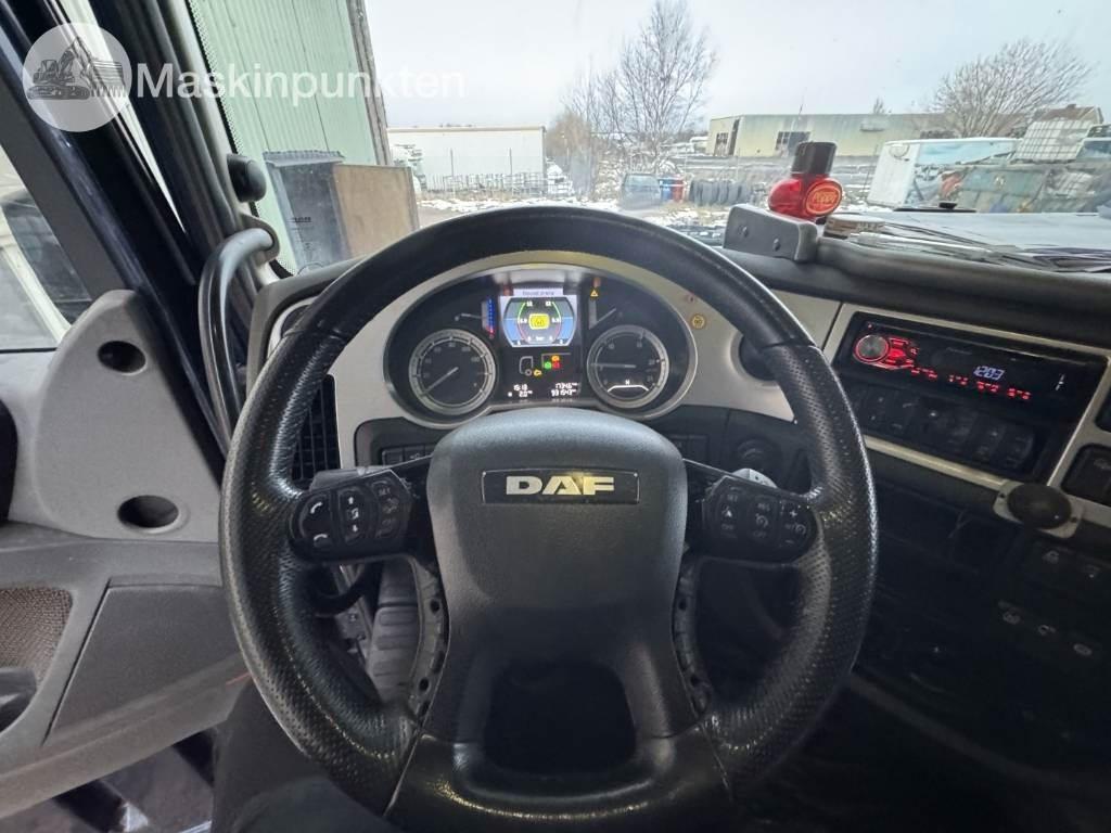 Tracteur routier DAF FTG XF 510 Z: photos 39 Tracteur routier DAF FTG XF 510 Z: photos 39