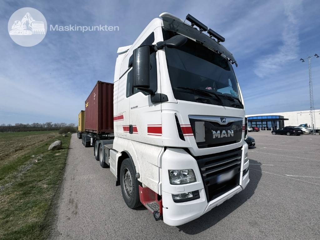 MAN TGX 28.500 - Tracteur routier: photos 3 MAN TGX 28.500 - Tracteur routier: photos 3