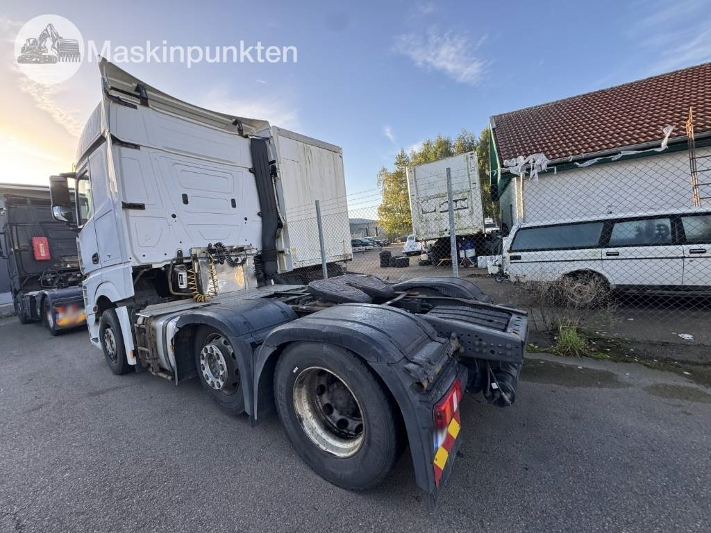 Mercedes-Benz Actros 963-4-D  - Tracteur routier: photos 2 Mercedes-Benz Actros 963-4-D  - Tracteur routier: photos 2