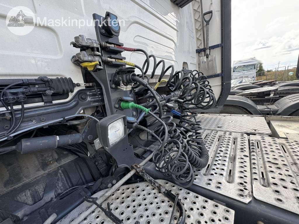 Tracteur routier Scania R 520: photos 8 Tracteur routier Scania R 520: photos 8