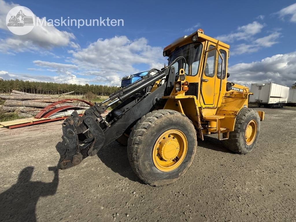 Volvo BM 4300 - Chargeuse sur pneus: photos 1 Volvo BM 4300 - Chargeuse sur pneus: photos 1
