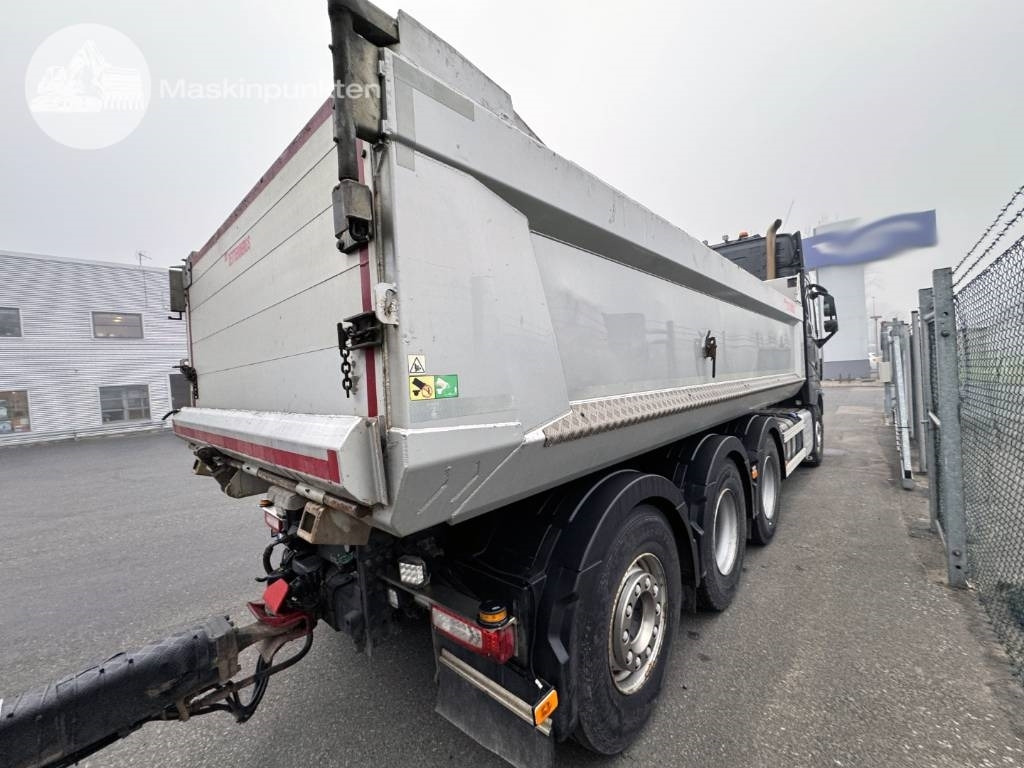 Volvo FH 16 750 - Camion benne: photos 4 Volvo FH 16 750 - Camion benne: photos 4