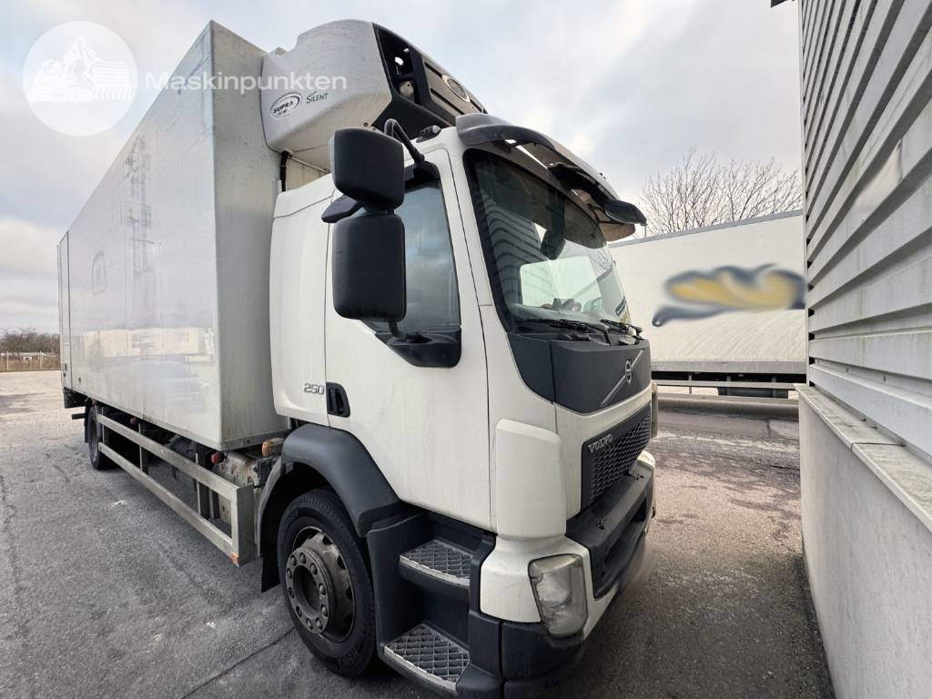 Volvo FL 250 - Camion frigorifique: photos 2 Volvo FL 250 - Camion frigorifique: photos 2