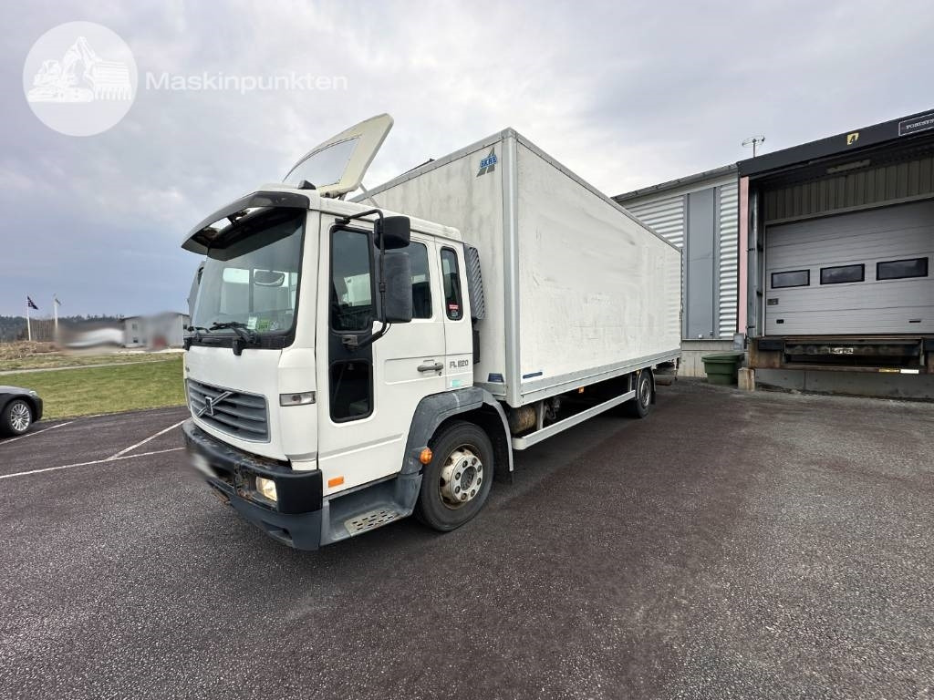 Volvo FL 612 - Camion fourgon: photos 3 Volvo FL 612 - Camion fourgon: photos 3