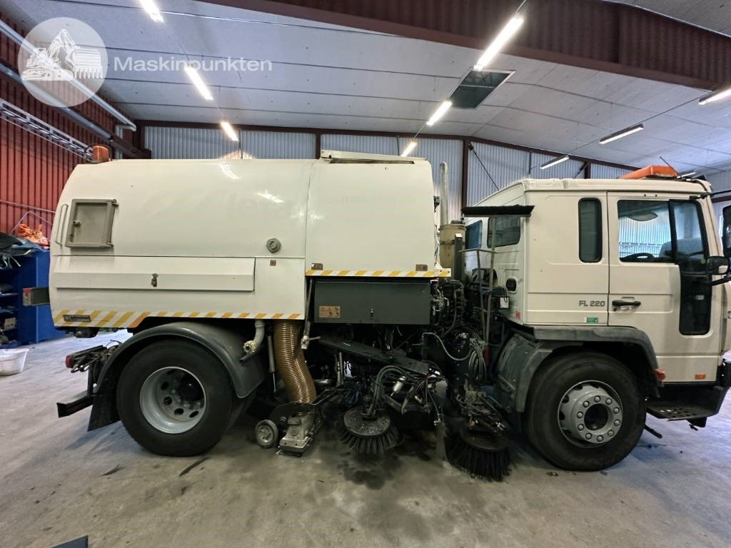 Volvo FL 618 - Benne à ordures ménagères: photos 4 Volvo FL 618 - Benne à ordures ménagères: photos 4