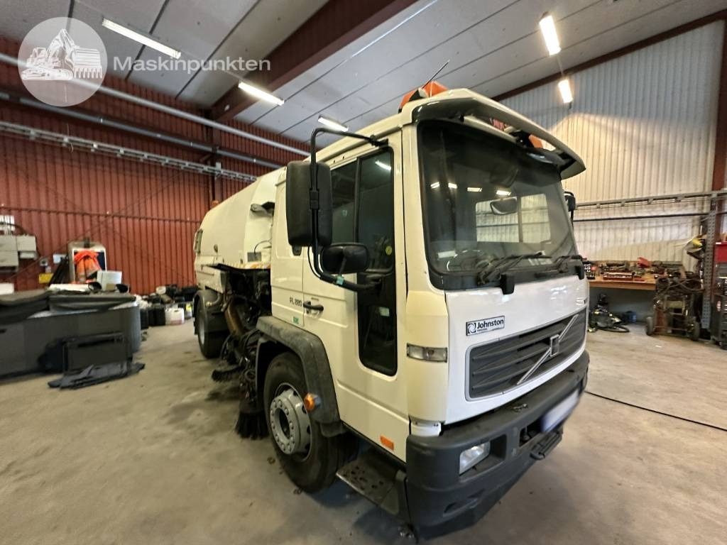Volvo FL 618 - Benne à ordures ménagères: photos 3 Volvo FL 618 - Benne à ordures ménagères: photos 3