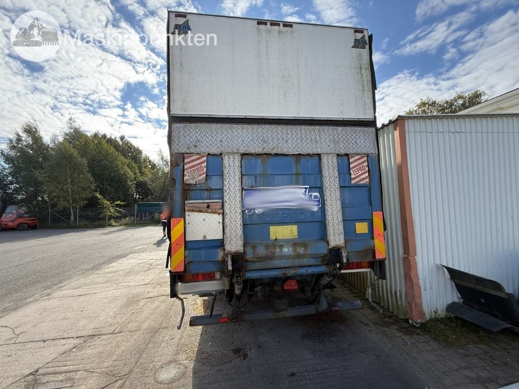 Volvo FM 12 - Camion fourgon: photos 5 Volvo FM 12 - Camion fourgon: photos 5