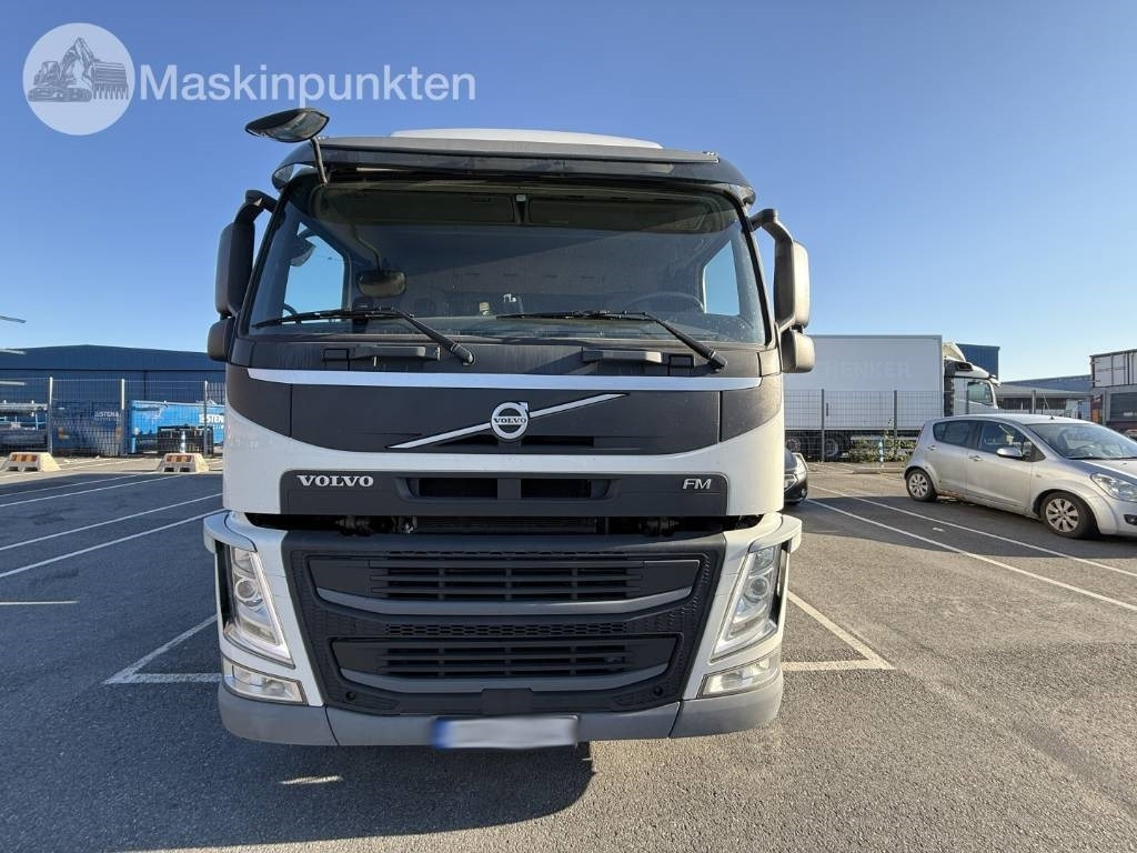 Volvo FM 340 - Camion fourgon: photos 2 Volvo FM 340 - Camion fourgon: photos 2